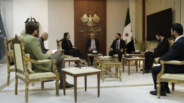 دمشق ولندن يبحثان التعاون الأمني والقضايا الإنسانية بينهما