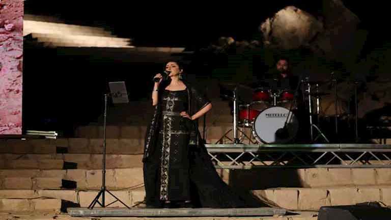 10 صور لـ أميرة سليم من حفل ختام “سمبوزيوم أسوان الدولي للنحت”