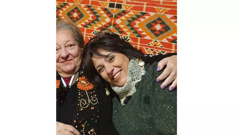 أول تعليق لـ نورهان بعد وفاة والدتها