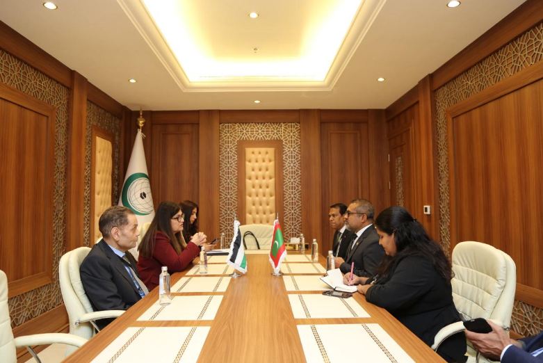 اجتماع ثنائي بين شاهين ووزير خارجية جمهورية المالديف