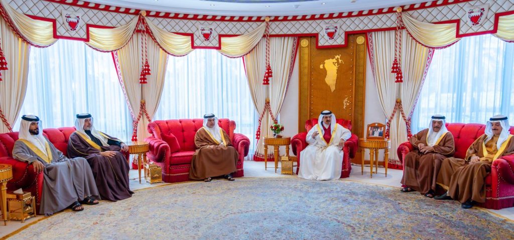 الملك يستقبل كبار أفراد العائلة المالكة الكريمة بمناسبة الذكرى الـ25 لميثاق العمل الوطني – الوطن