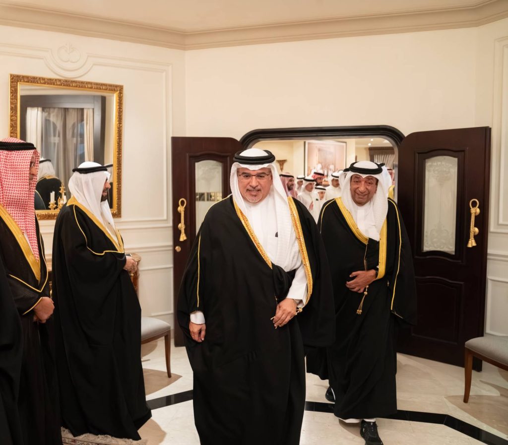 نائب جلالة الملك ولي العهد يزور عدداً من المجالس الرمضانية – الوطن