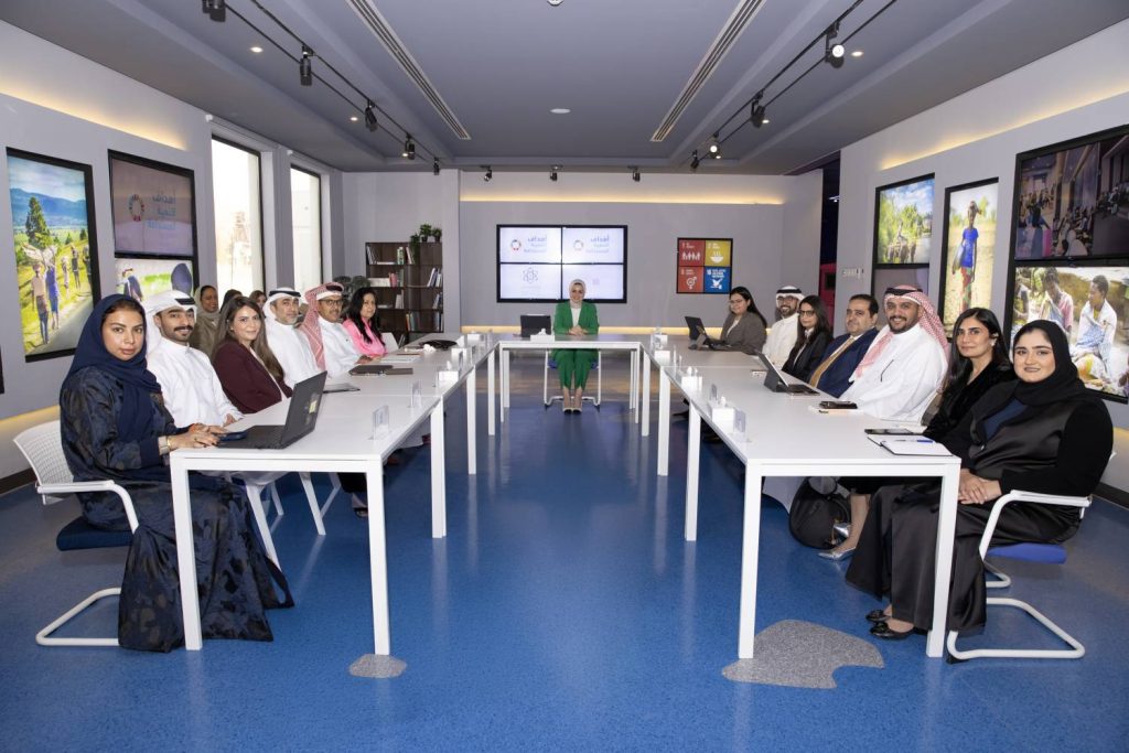 وزيرة الشباب تترأس الاجتماع الدوري للجنة تمكين الشباب في القطاعين العام والخاص – الوطن