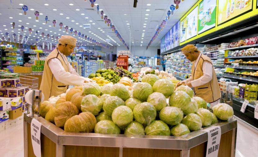 تكثيف الحملات الرقابية في شمال الباطنة لتنظيم الأسواق