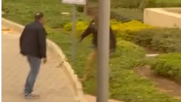 مفاجأة في واقعة الاعتداء على فرد الأمن.. شاهد عيان يكشف الحقيقة الكاملة