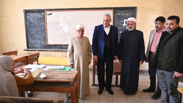 محافظ الغربية يتفقد المعهد الأحمدي بطنطا ويتابع سير العمل بالرواق الأزهري