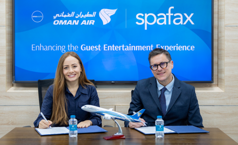 تجديد الشراكة الاستراتيجية بين “الطيران العُماني” و”سبافاكس”