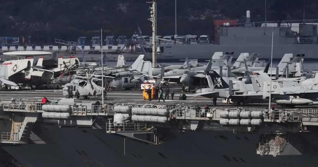 قائد القيادة المركزية يطلع ترمب على خيارات ضرب إيران