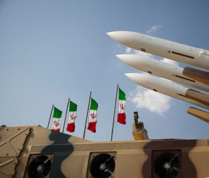 ايران: المنطقة بأسرها ستعاني نتيجة أي عدوان على إيران
