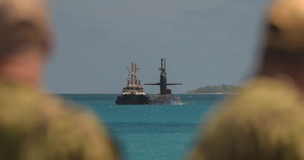 ستارمر يرفض طلب ترمب استخدام قواعد بريطانية لضرب إيران