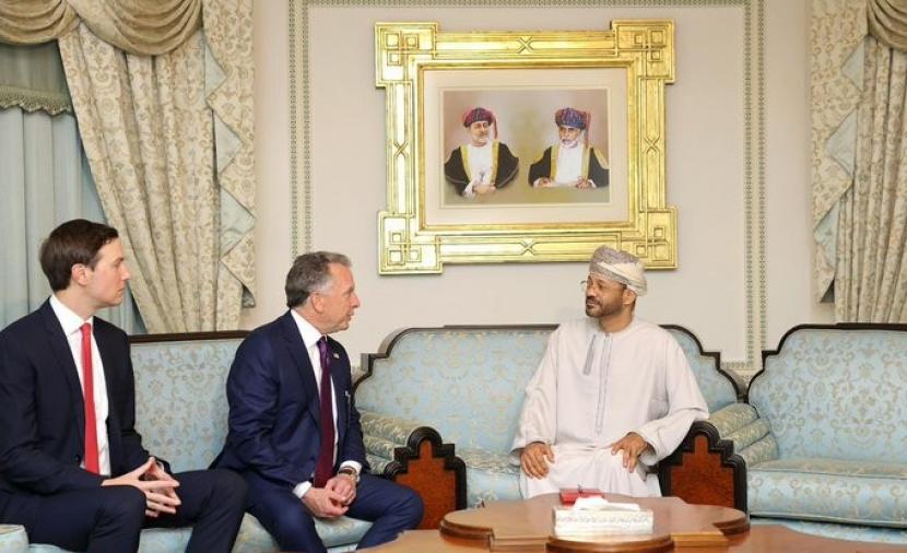 بدر بن حمد يعلق على “محادثات مسقط”.. ويكشف عن توقعاته لـ”المفاوضات النووية”