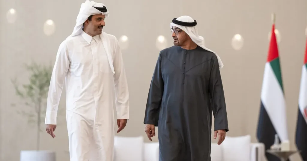 أمير قطر يصل أبوظبي في “زيارة أخوية” لدولة الإمارات