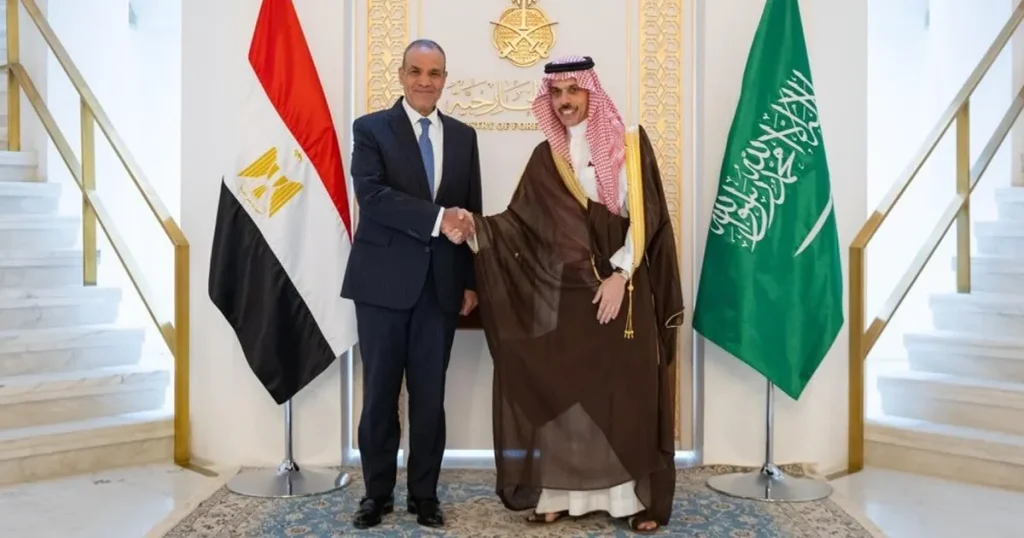 اتصالات مصرية سعودية لبحث خفض التصعيد في المنطقة