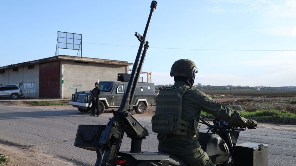 “الداخلية” تلقي القبض على منفذ جريمة إدلب